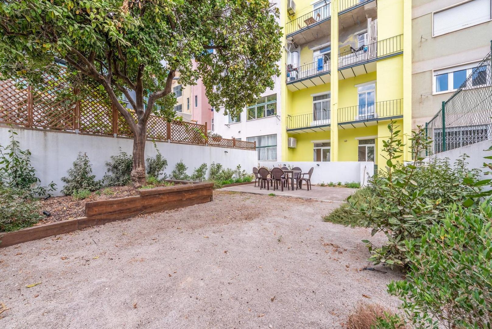 Guestready - Saldanha Building Garden Apartment Lisboa Екстериор снимка